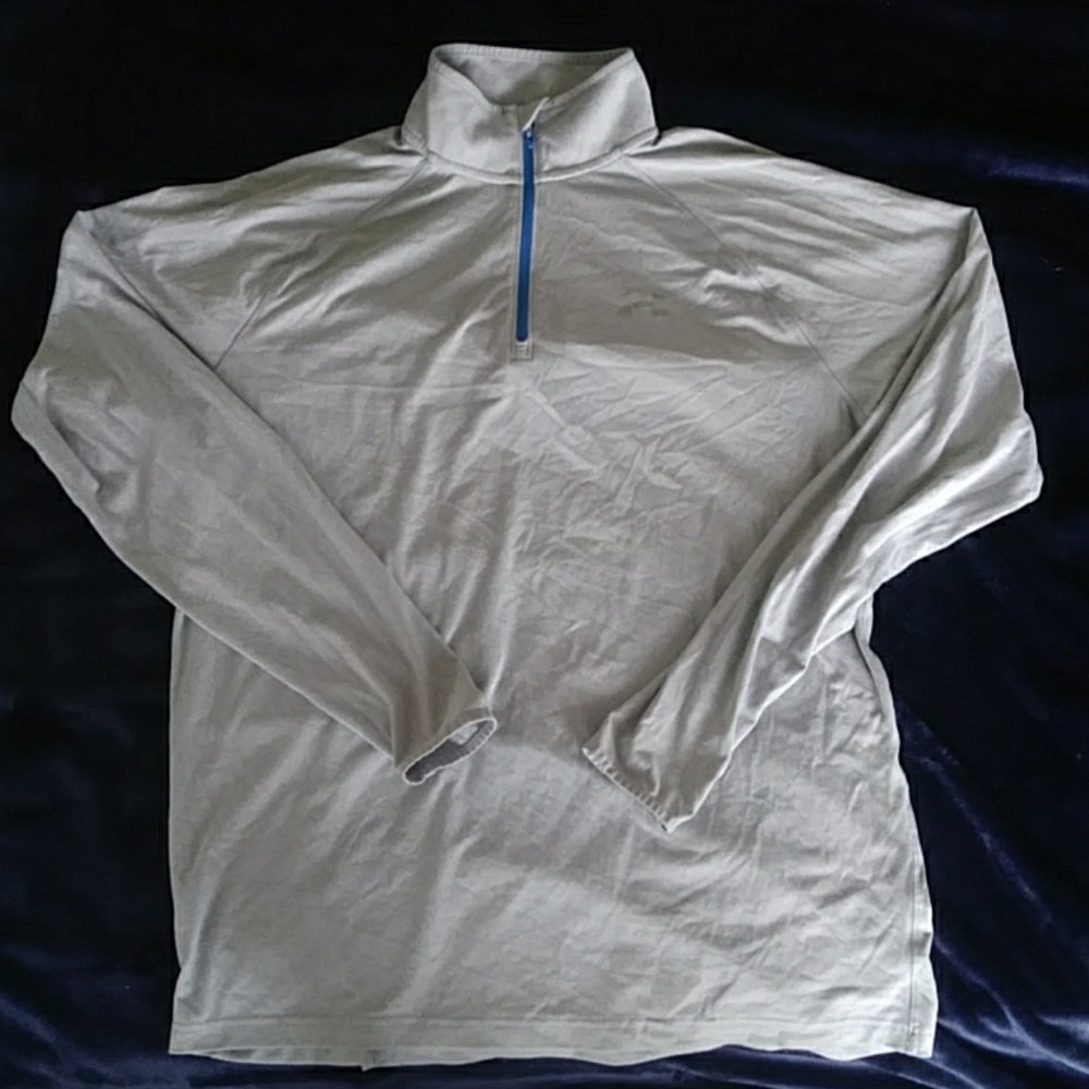 Long sleeve Under Armor athletic shirt